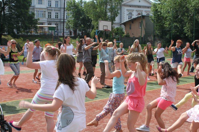 dziao-sie-na-festynie-w-dwojce-foto-58436