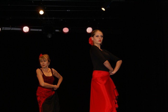 taniec-orientalny-i-flamenco-w-jck-foto-58439