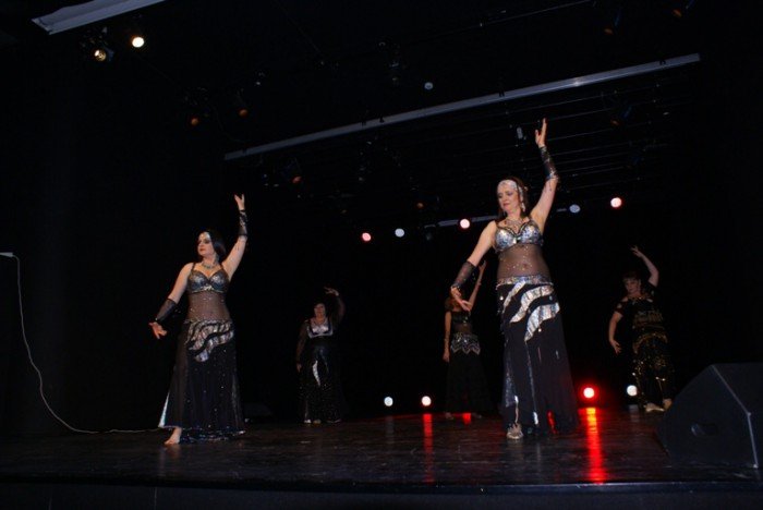 taniec-orientalny-i-flamenco-w-jck-foto-58439
