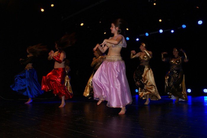 taniec-orientalny-i-flamenco-w-jck-foto-58439