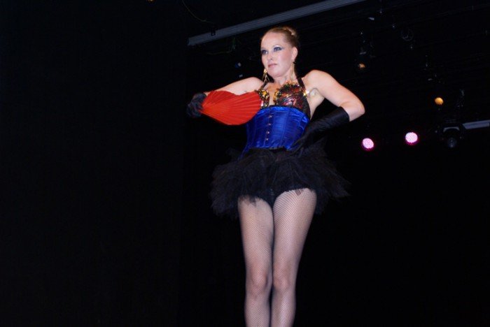 taniec-orientalny-i-flamenco-w-jck-foto-58439