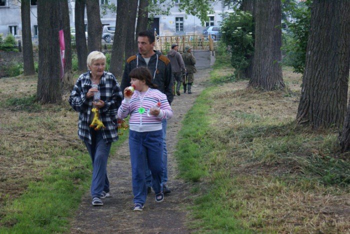 1000-lat-z-bobrem-rajd-z-piknikiem-nad-rzeka-foto-58548