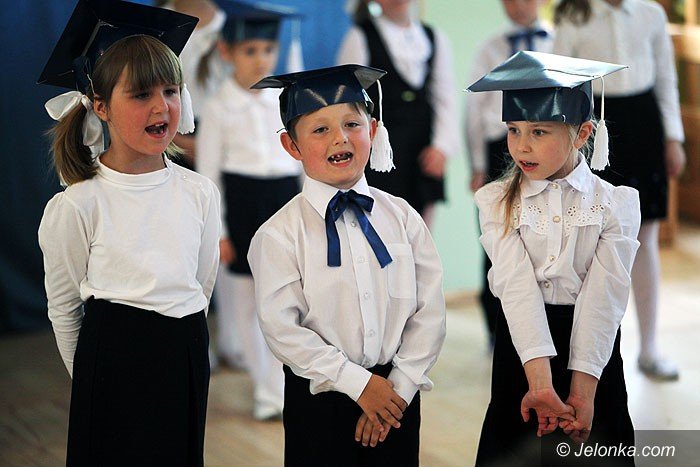 wystepy-artystyczne-i-zy-wzruszenia-w-okraglaczku-foto-58602