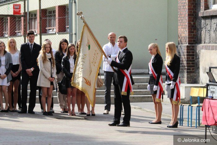 uczniowie-w-koncu-wakacje-foto-58641