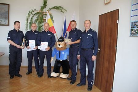 jeleniogorska-para-patrolowa-zasuzya-na-srebro-foto-58642