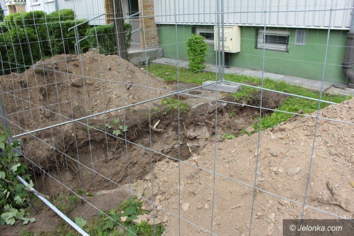 wymiana-rurociagu-w-koncu-rozpoczeta-foto-58669