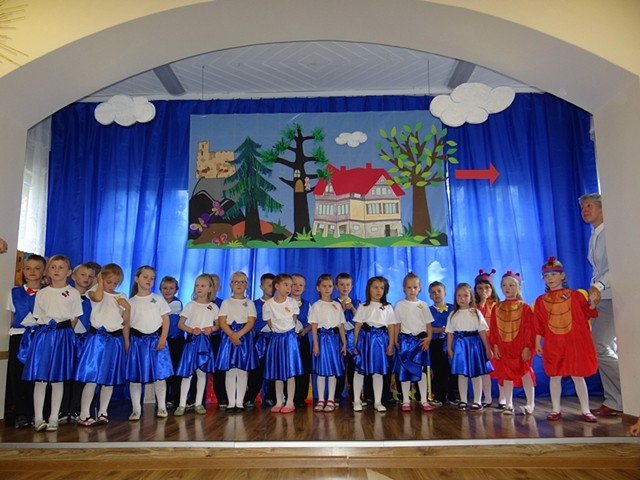 uroczystosc-w-przedszkolu-haabay-pena-wzruszen-foto-58696