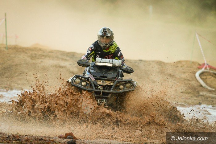 chaos-informacyjny-na-mud-party-foto-58782