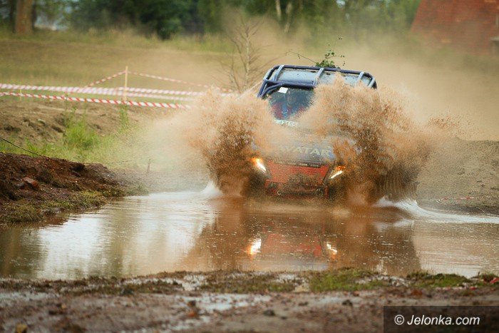 chaos-informacyjny-na-mud-party-foto-58782