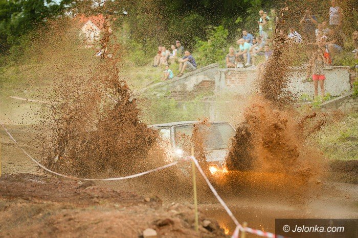 chaos-informacyjny-na-mud-party-foto-58782