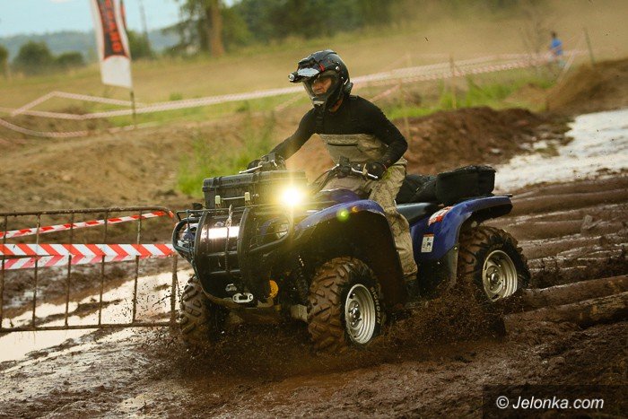 chaos-informacyjny-na-mud-party-foto-58782