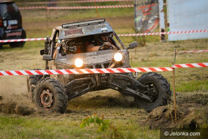 chaos-informacyjny-na-mud-party-foto-58782