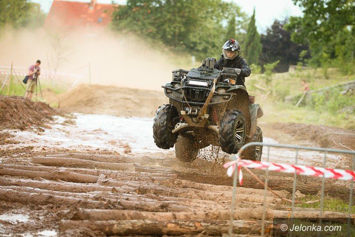 chaos-informacyjny-na-mud-party-foto-58782