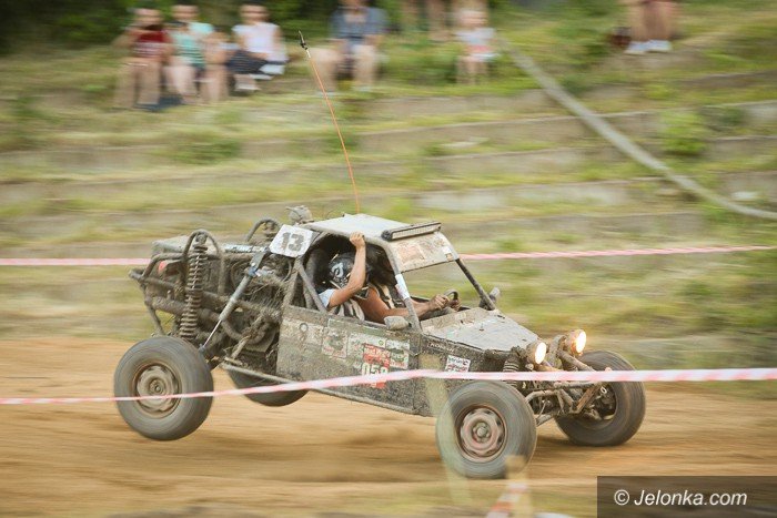 chaos-informacyjny-na-mud-party-foto-58782