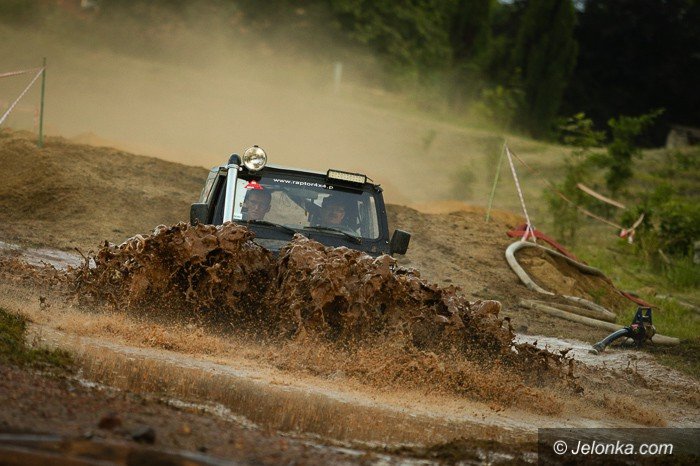 chaos-informacyjny-na-mud-party-foto-58782