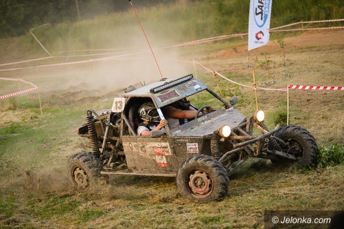 chaos-informacyjny-na-mud-party-foto-58782