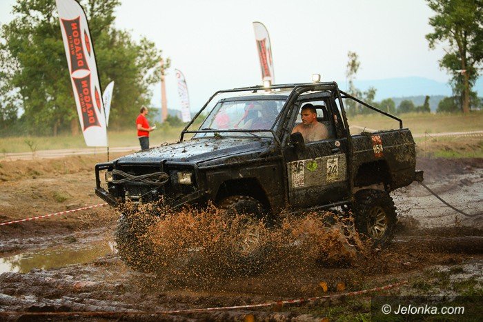 chaos-informacyjny-na-mud-party-foto-58782