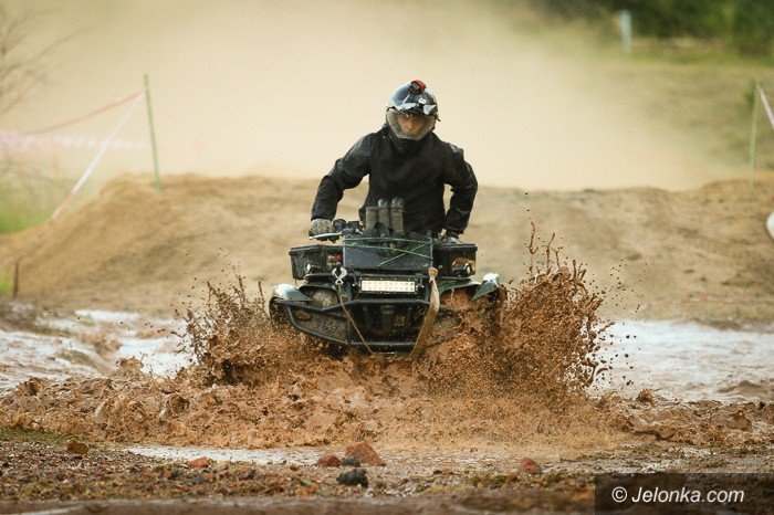 chaos-informacyjny-na-mud-party-foto-58782