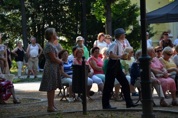 goracy-koncert-promenadowy-w-parku-zdrojowym-foto-58786