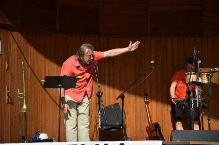 goracy-koncert-promenadowy-w-parku-zdrojowym-foto-58786