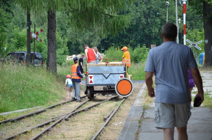 weekend-na-kolei-z-przejazdzkami-drezyna-foto-58801