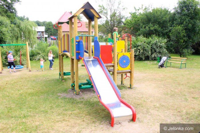 dzieci-z-gowackiego-maja-piekny-plac-zabaw-foto-58838