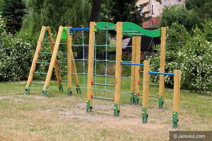 dzieci-z-gowackiego-maja-piekny-plac-zabaw-foto-58838