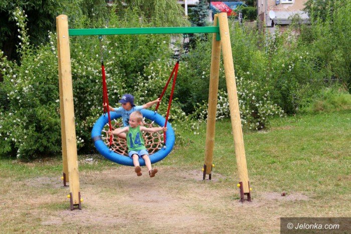 dzieci-z-gowackiego-maja-piekny-plac-zabaw-foto-58838