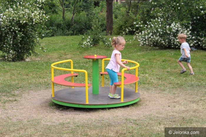 dzieci-z-gowackiego-maja-piekny-plac-zabaw-foto-58838