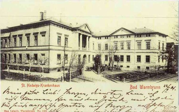 Wysyłano stamtąd pozdrowienia.