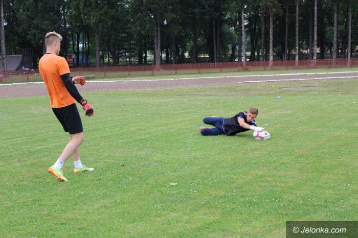 pikarze-karkonoszy-wznowili-treningi-foto-58857