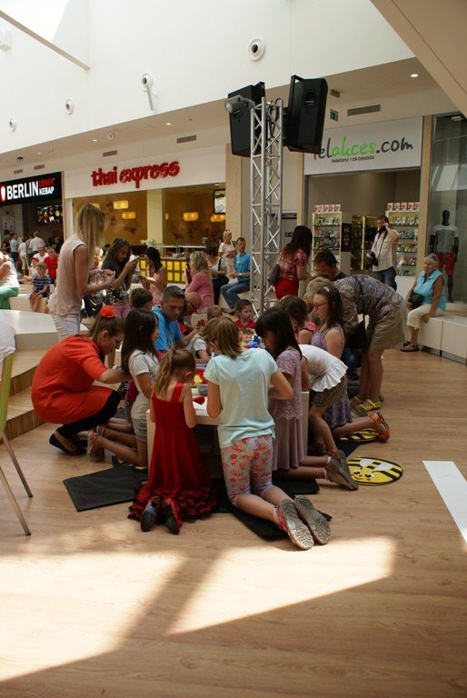 soneczna-fiesta-dla-dzieci-w-galerii-sudeckiej-foto-58886