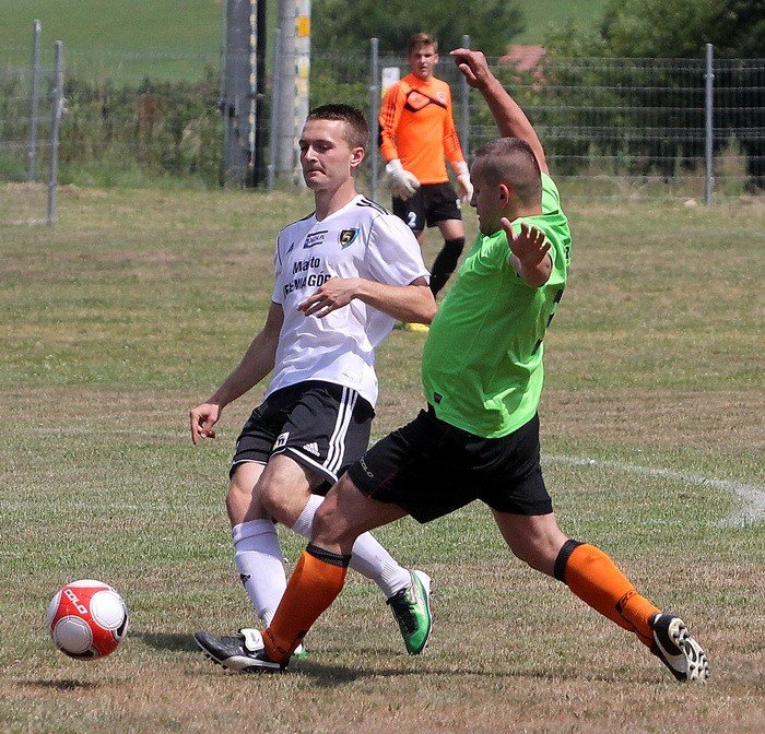 omot-od-trzecioligowca-z-okazji-dni-strzyzowca-foto-58901