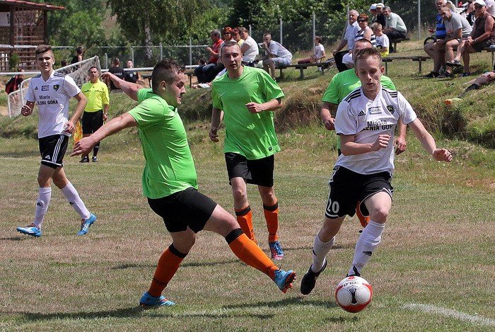 omot-od-trzecioligowca-z-okazji-dni-strzyzowca-foto-58901