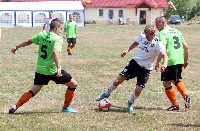 omot-od-trzecioligowca-z-okazji-dni-strzyzowca-foto-58901