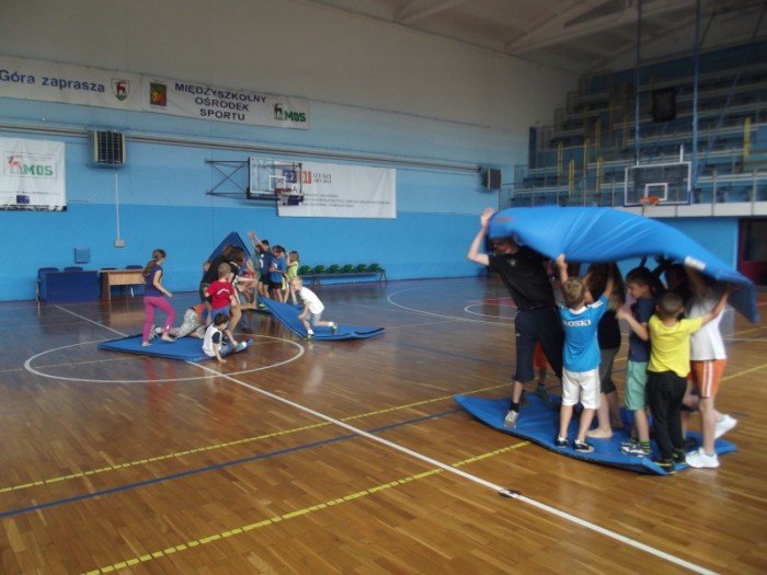 pokolonie-na-sportowo-z-mosem-foto-58950