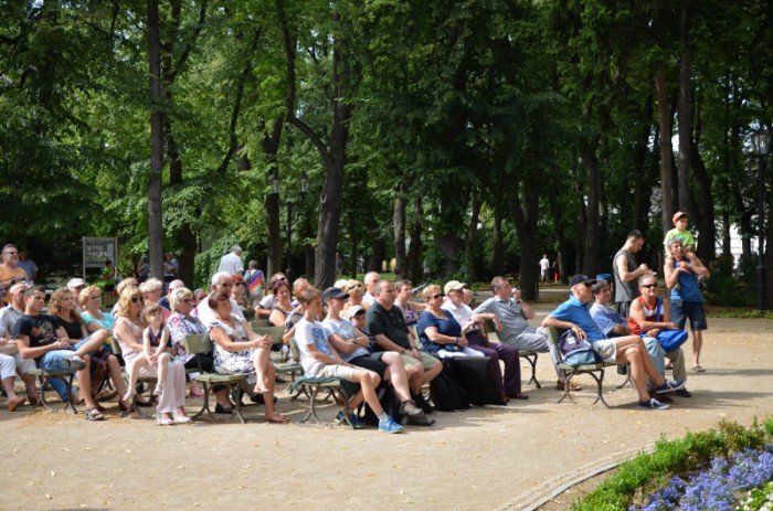 bluesoworockowe-klimaty-w-parku-zdrojowym-foto-58996