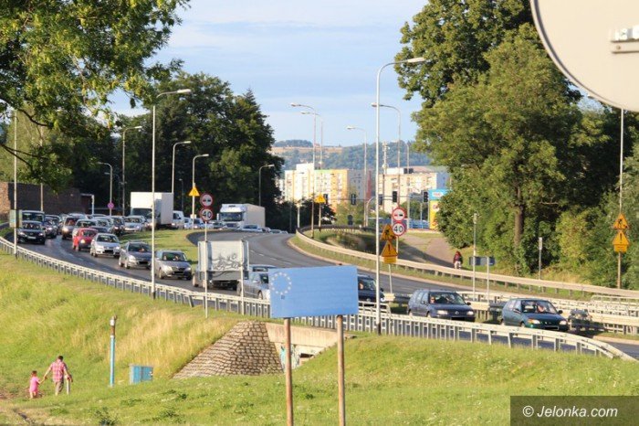 kolizja-z-udziaem-czterech-aut-w-tym-cystern-foto-59102