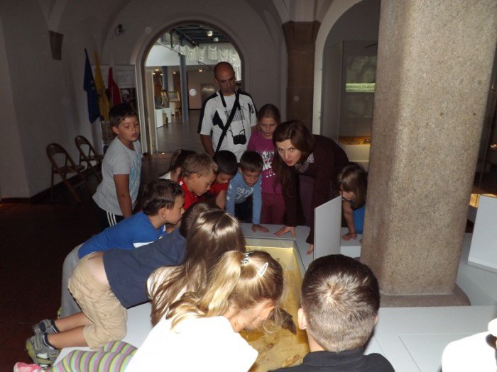 uczestnicy-pokolonii-na-sportowo-zawitali-do-muzeum-foto-59179