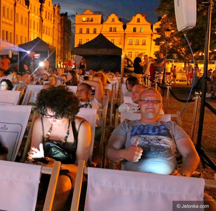 mroczny-rycerz-na-placu-ratuszowym-foto-59283