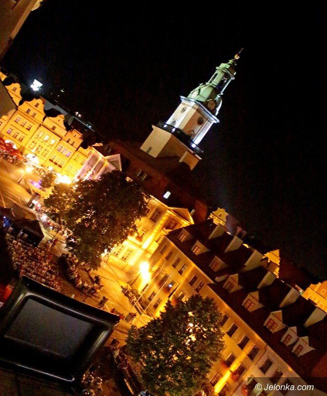 mroczny-rycerz-na-placu-ratuszowym-foto-59283