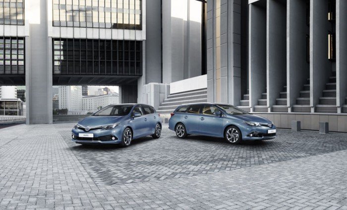 toyota-auris-kompakt-i-kombi-z-trzema-napedami-do-wyboru-59329