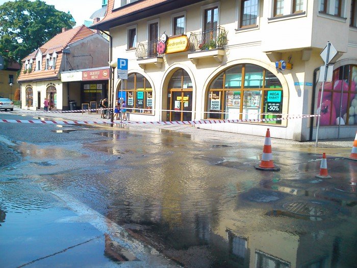 awaria-wodociagu-stoi-beczkowoz-foto-59360