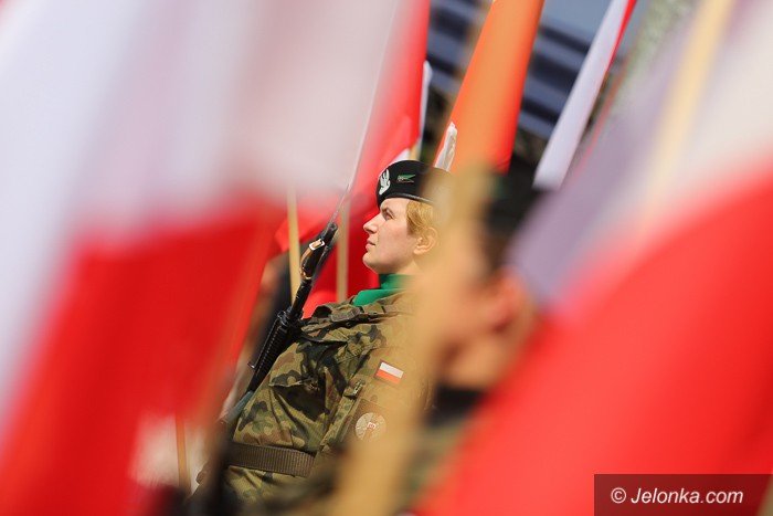 uroczyscie-w-dniu-swieta-wojska-polskiego-foto-59402