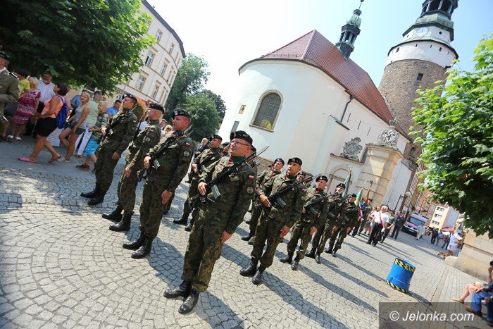 uroczyscie-w-dniu-swieta-wojska-polskiego-foto-59402