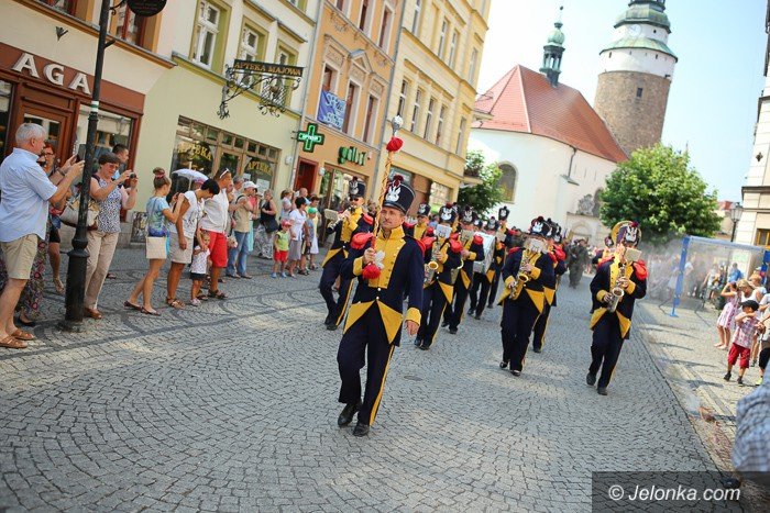 uroczyscie-w-dniu-swieta-wojska-polskiego-foto-59402