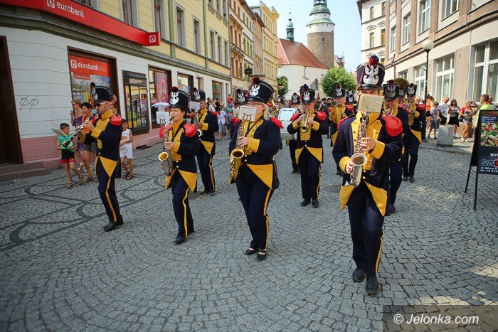 uroczyscie-w-dniu-swieta-wojska-polskiego-foto-59402