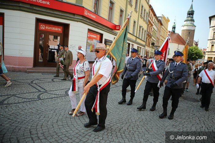 uroczyscie-w-dniu-swieta-wojska-polskiego-foto-59402