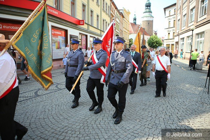 uroczyscie-w-dniu-swieta-wojska-polskiego-foto-59402