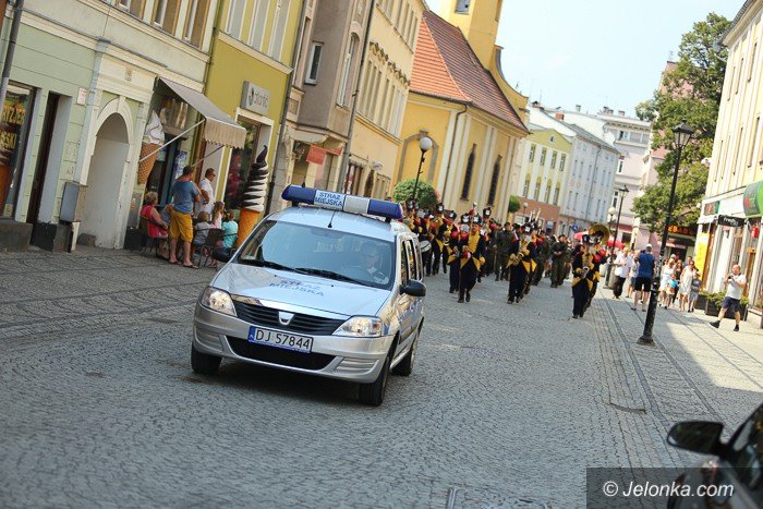 uroczyscie-w-dniu-swieta-wojska-polskiego-foto-59402